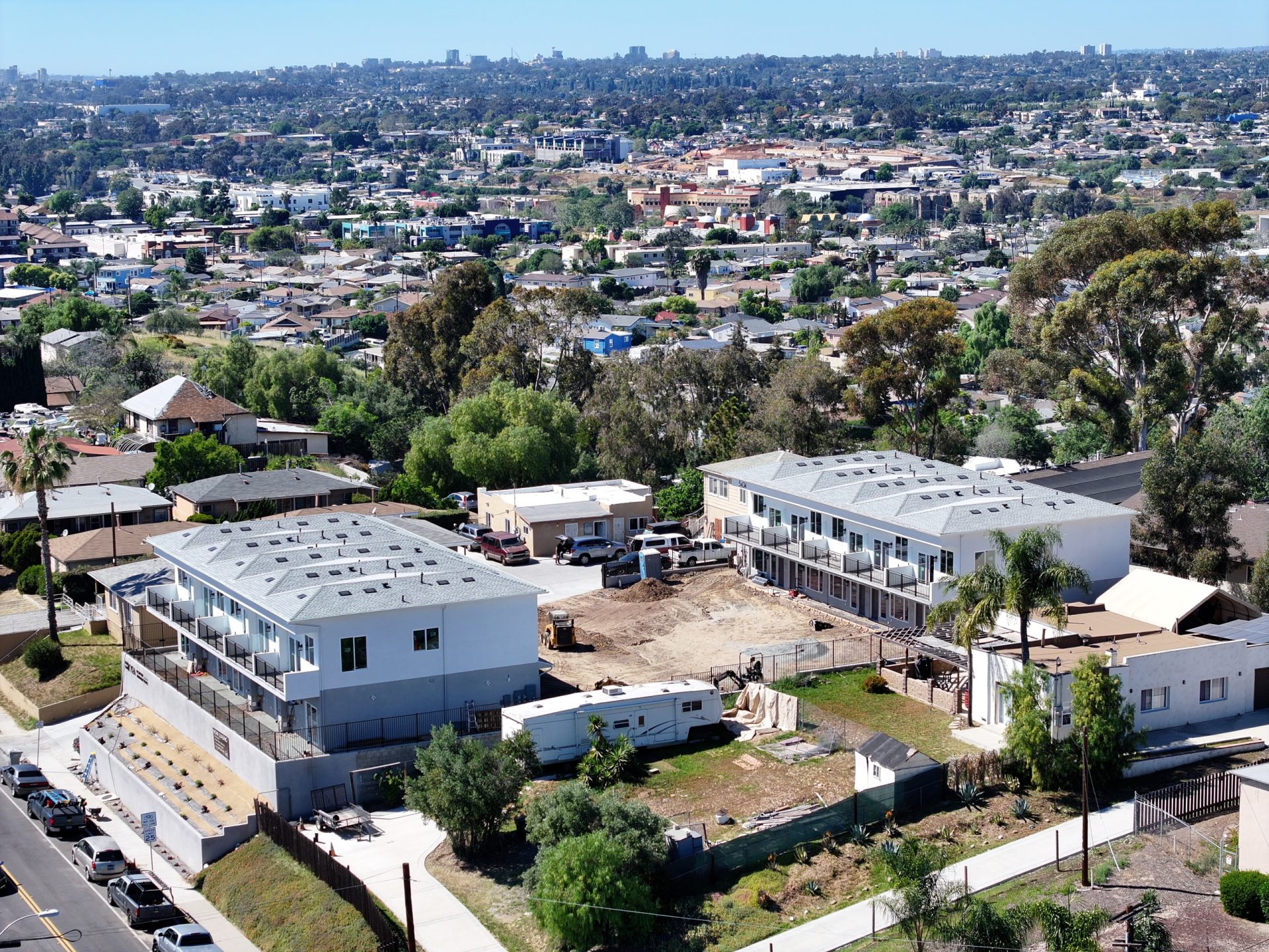 Kyra Apartments neighborhood context aerial